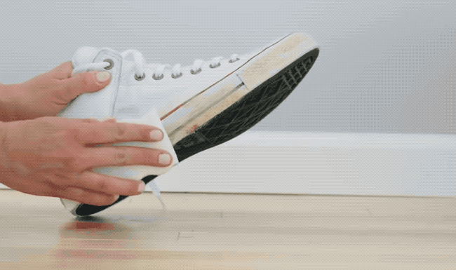 LOWA Shoe Sneaker Cleaner Spray - 200ml for Leather & Textile